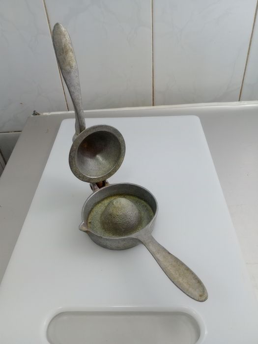 Espremedor de citrinos