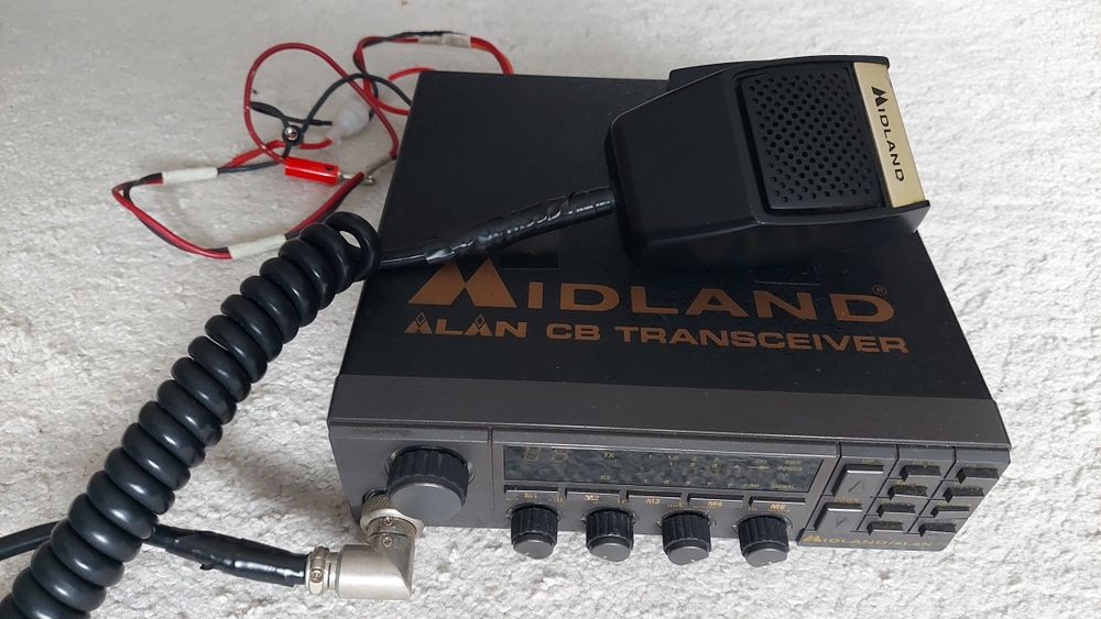 CB Radio Alan 28 z domowym zasilaczem