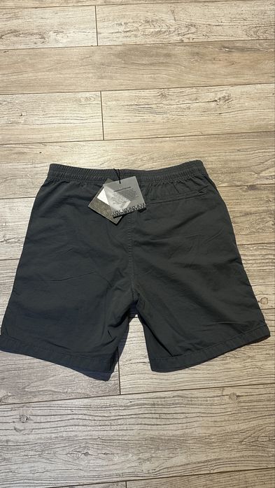 Sprzedam szorty Napapijri