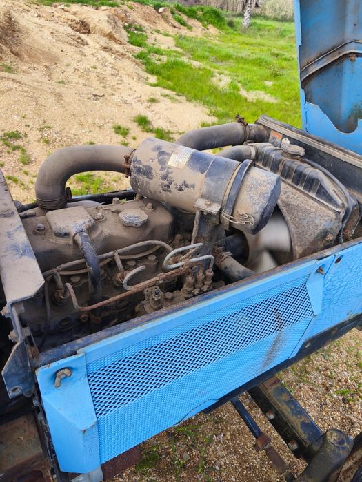 Trator Hinomoto E382 40cv 1496h