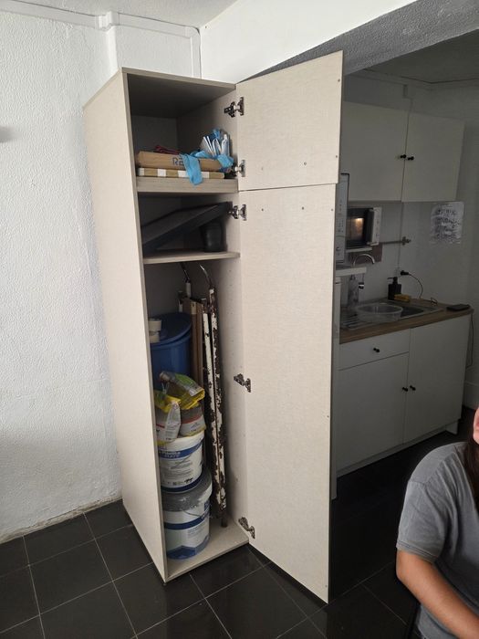 OPORTUNIDADE Armário despenseiro