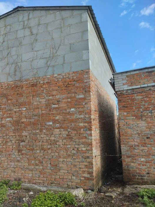Продам гараж в а/к Вікторія. Суми