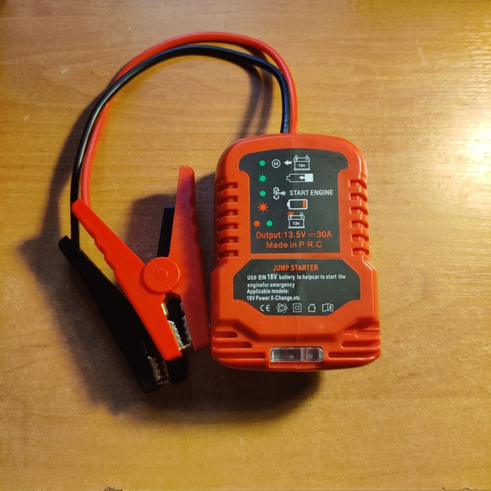 Jump starter (джамп стартер) новый под посадку Einhell