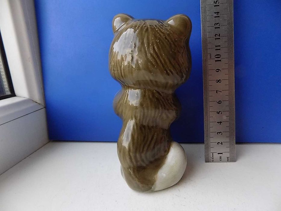 Статуэтка Котенок с мячом керамика ЛКСФ