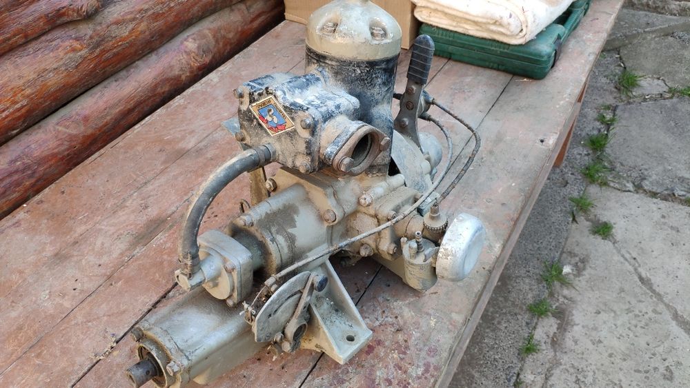 Двигун для лодки СМ-255 Л