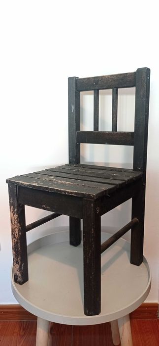 Cadeira de criança em madeira Vintage