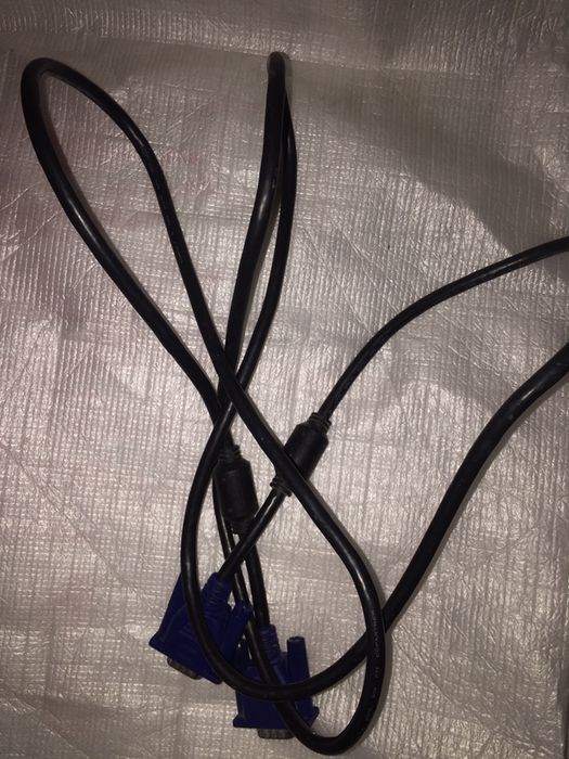 Продам vga кабель исправен