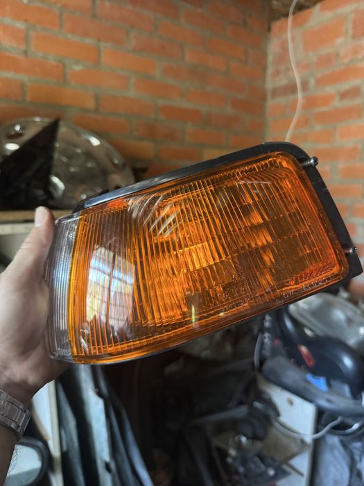 УКАЗАТЕЛЬ ПОВОРОТА 216-1524L-AE mazda323