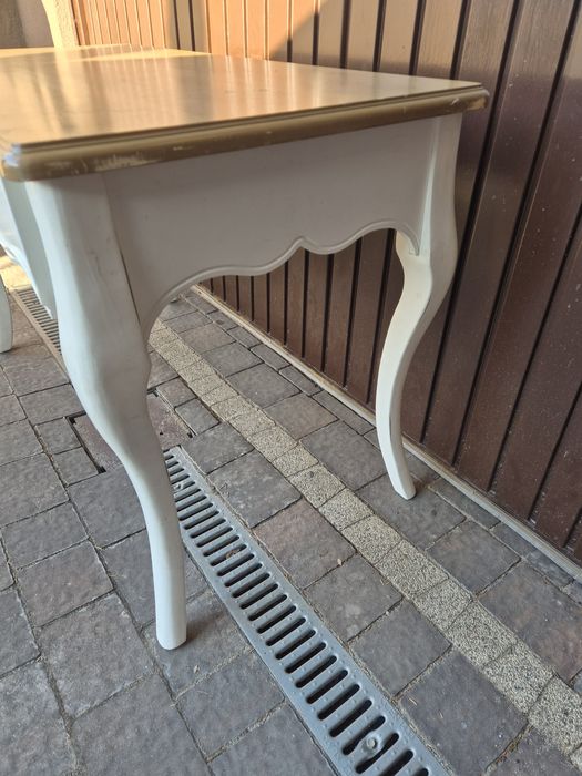 Toaletka w stylu ludwik