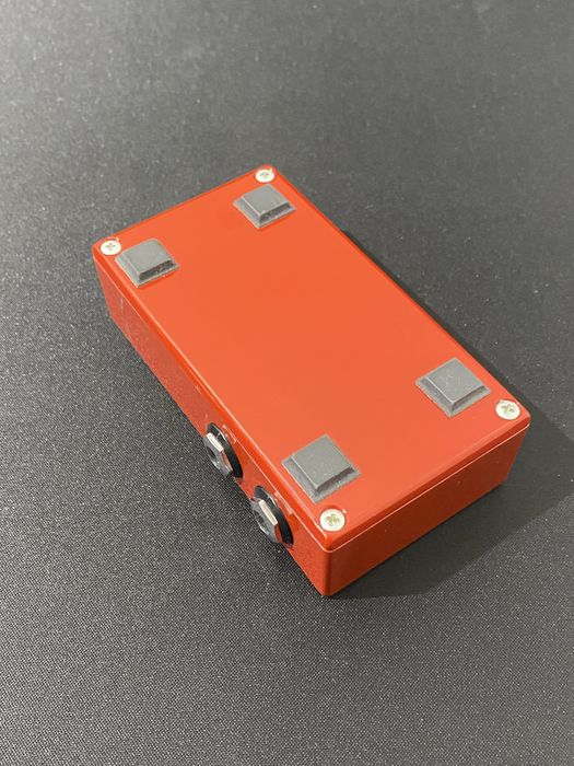 Hughes & Kettner Red Box Pro