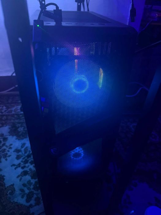 Pc Fixo em muito bom estado.