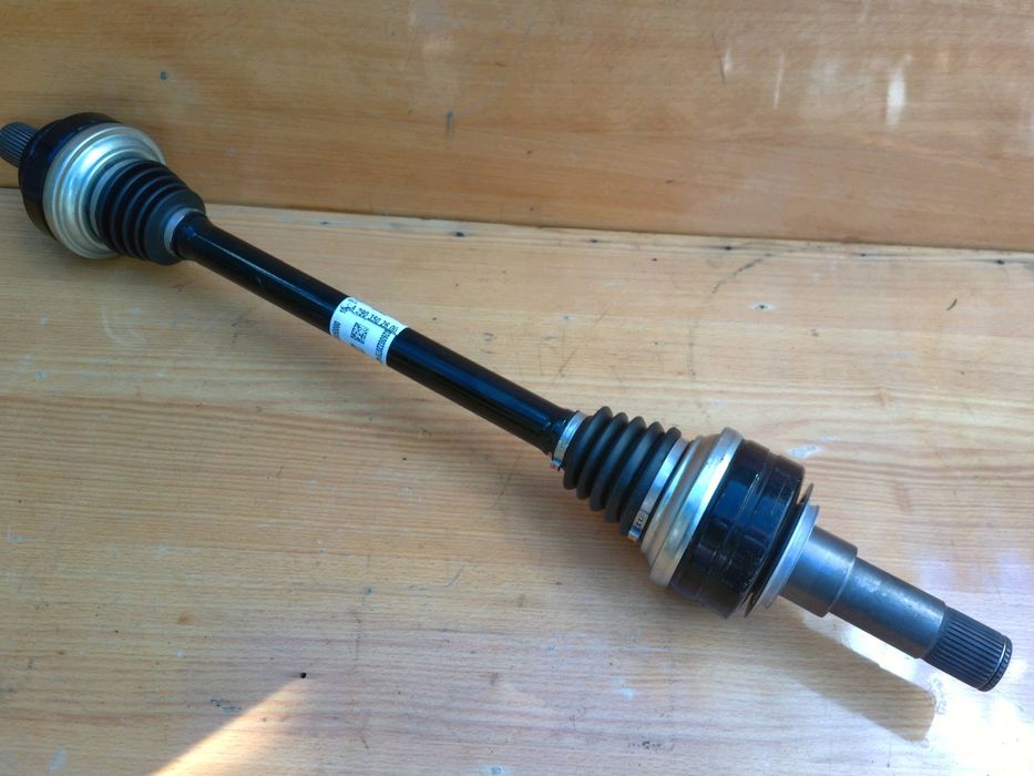 półoś mercedes a290 w290 a2903502600 bdb nowa oryginalna