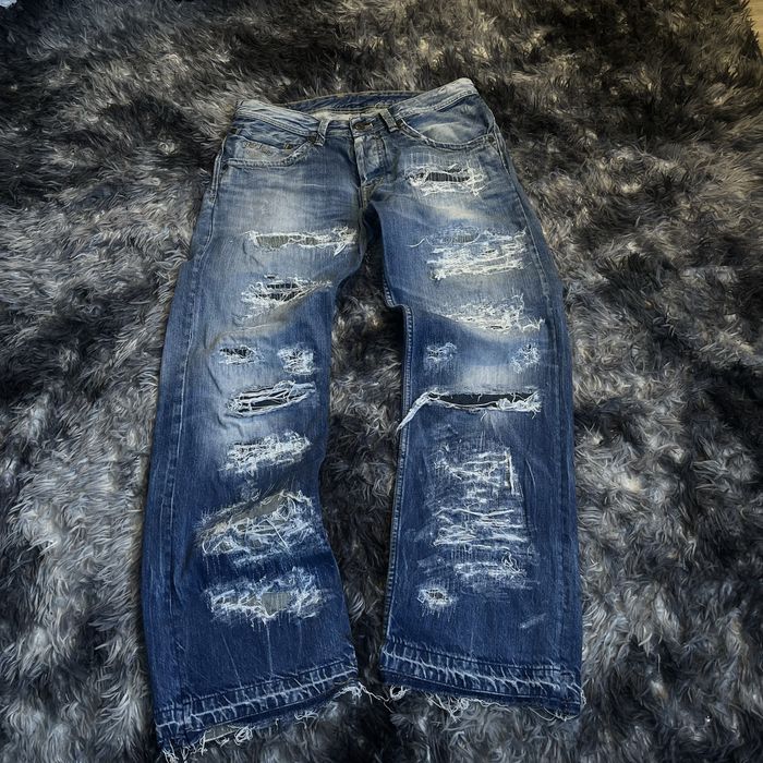 Disstrssed jeans opium archive