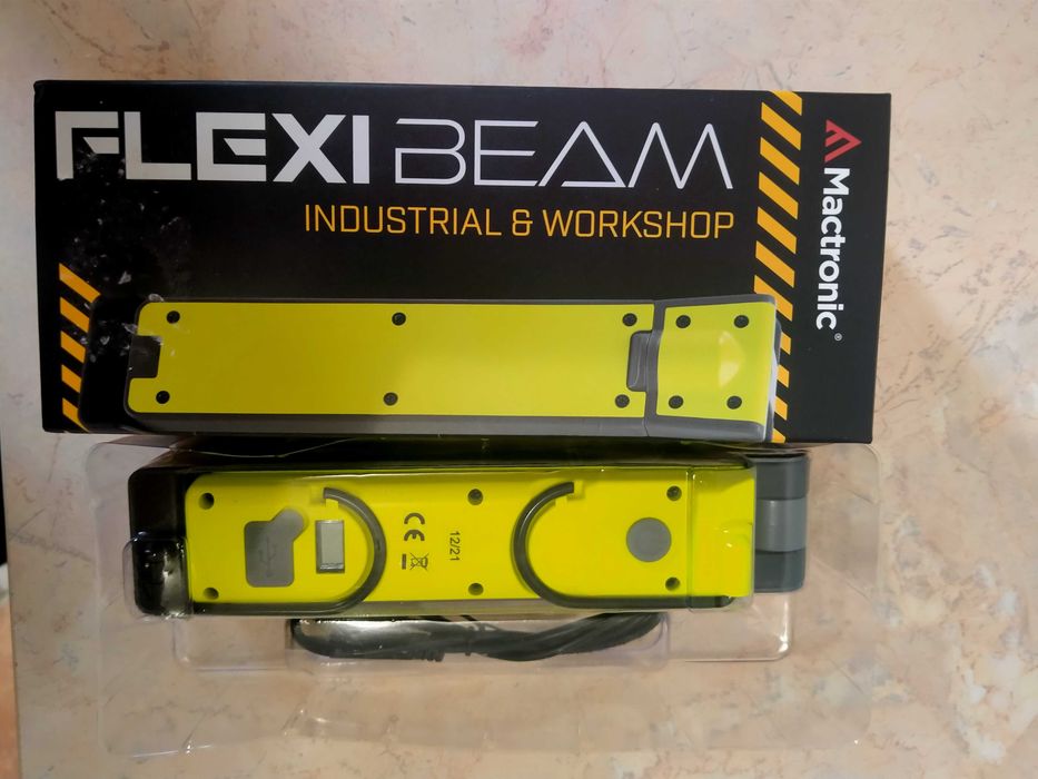 Latarka wielofunkcyjna Mactronic Flexibeam LED PWL0091