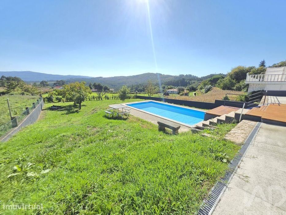 Casa de Campo T3 em Candemil e Gondar de 88 m2