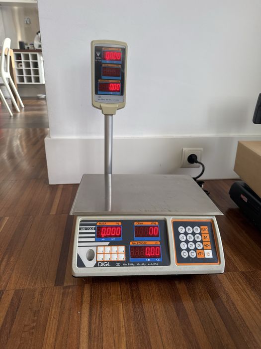 Waga DIGI DS-700 E