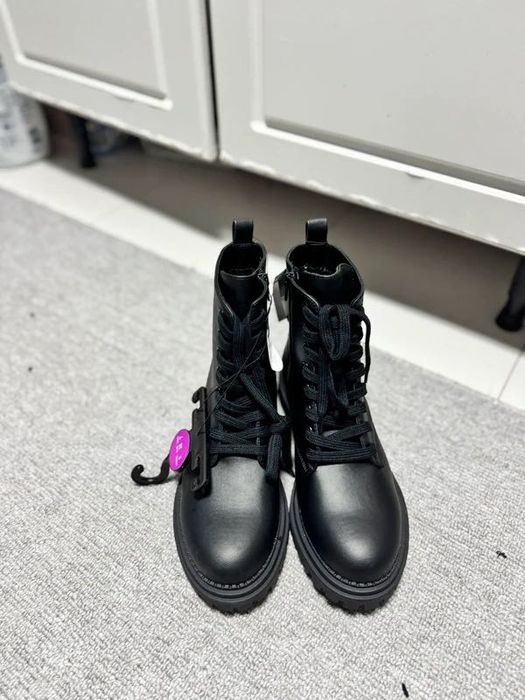 Botas pretas NOVAS Primark