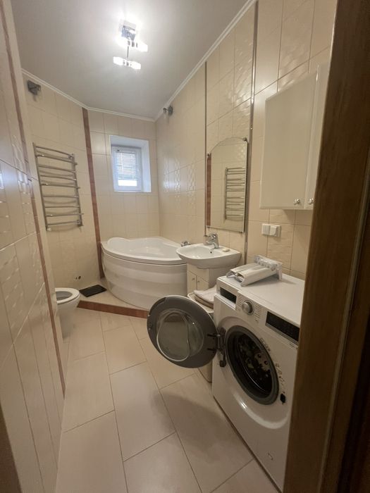 Оренда 3-кімнатної квартири м. Львів вул. Роксоляни