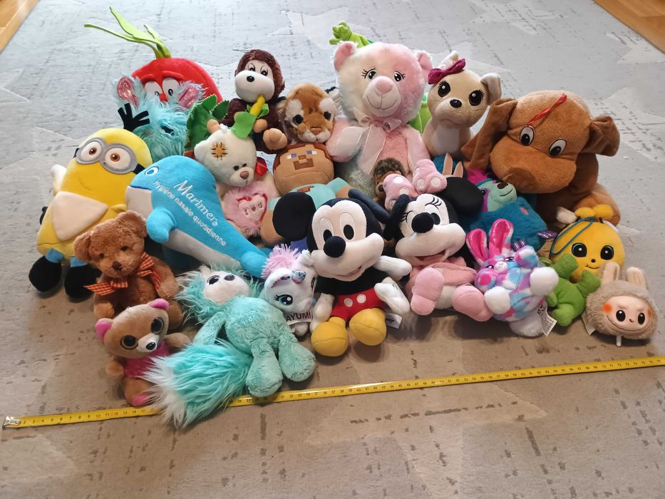 Pluszaki, przytulaki, zabawki komplet ok. 30 szt Myszka Miki, Minionki