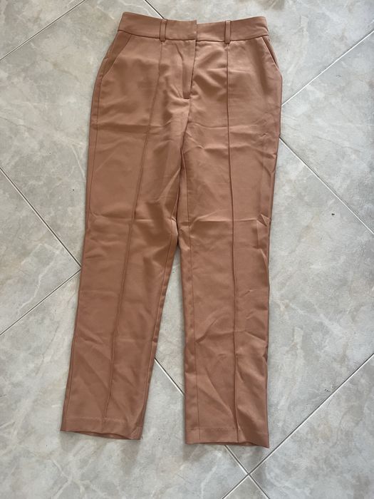 Fato castanho claro de mulher da ASOS