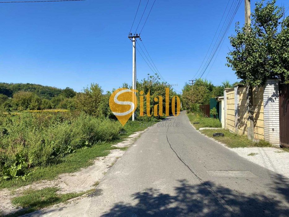 Ділянка з видом на К. Карпати, поруч із озером в Підгірцях