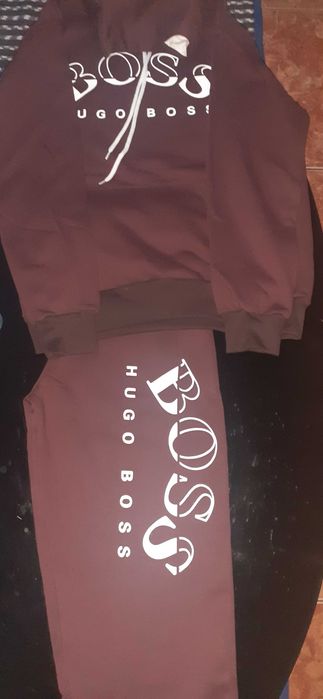 Fatos de treinos  de várias  marcas