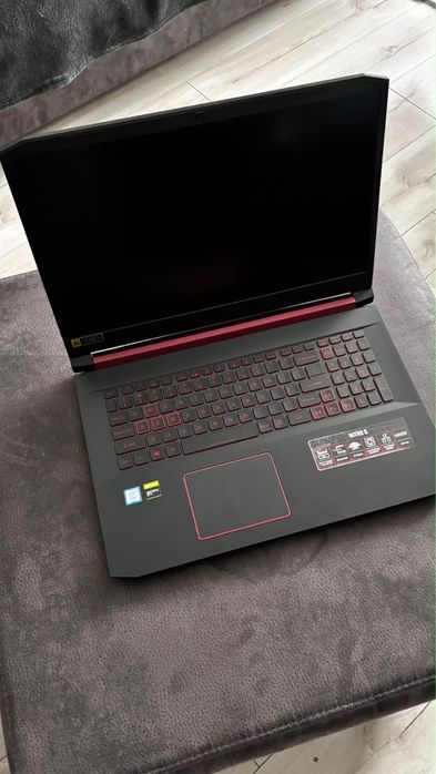 Acer nitro 5 i5 AN517-51