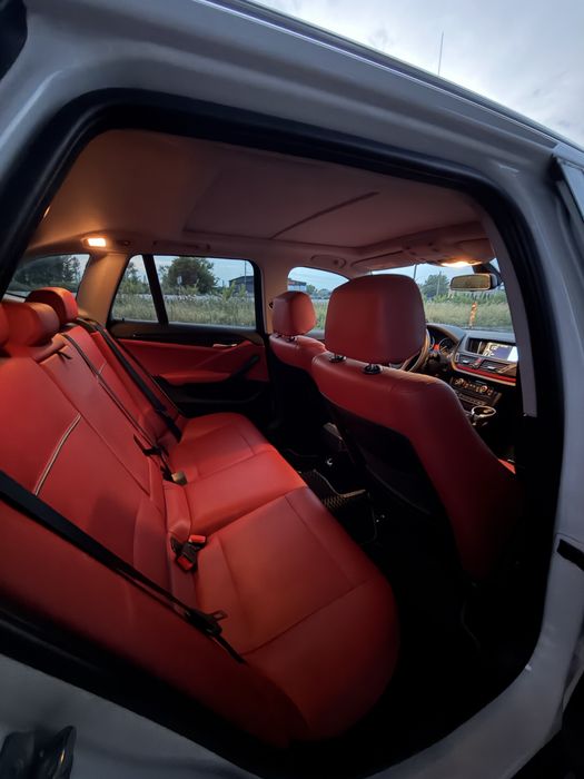 Продам BMW X1 2015