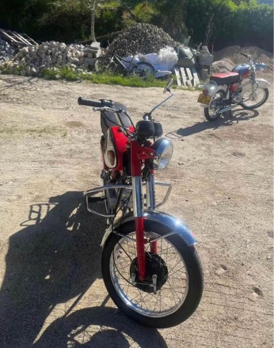 Motorizada restaurada Mopede