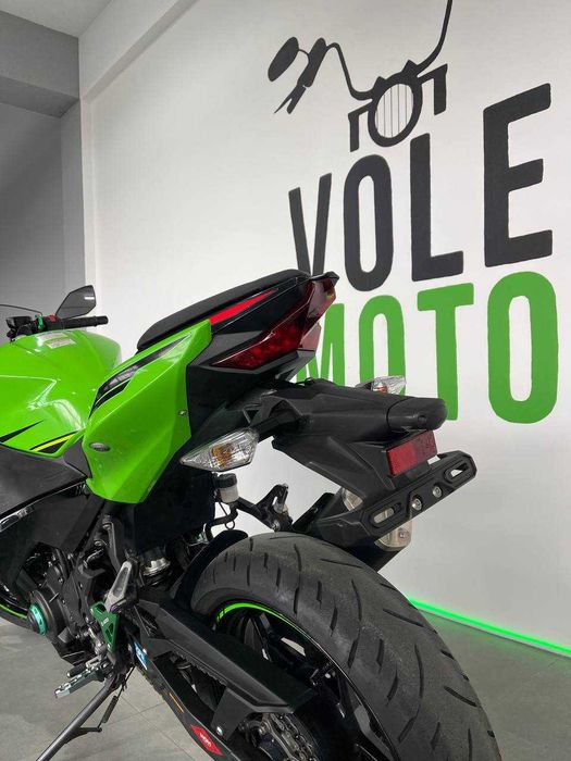 Мотоцикл Kawasaki Ninja 400