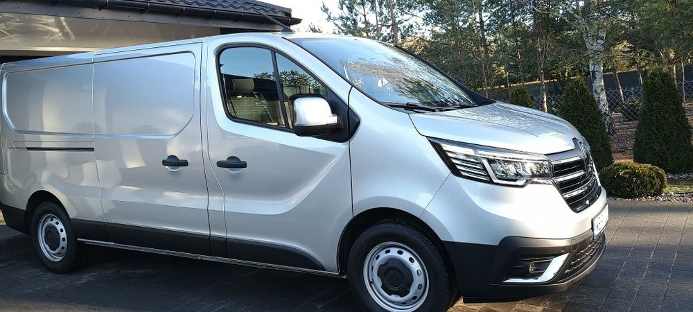 Usługi transportowe na terenie całego kraju.