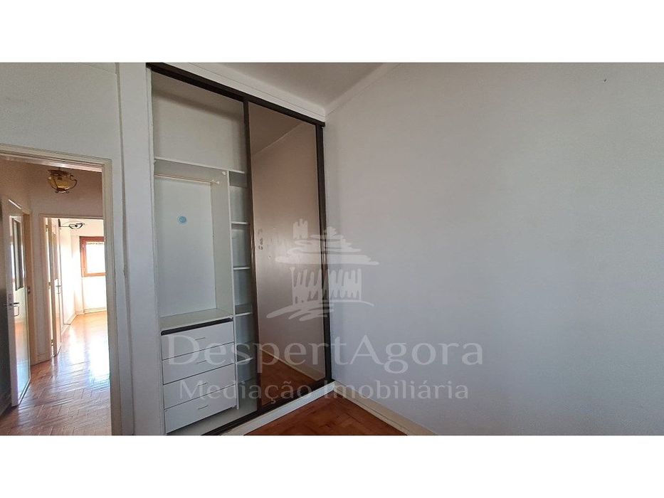 T3 com Garagem Perto da estação e escolas