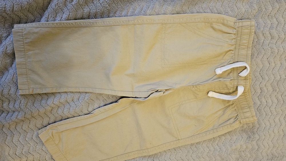 Spodnie eleganckie na gumce Carters 18 M (86-92)