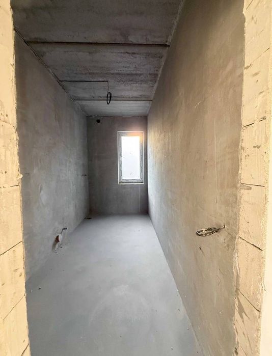 Сучасний будинок з чистовим оздобленням.