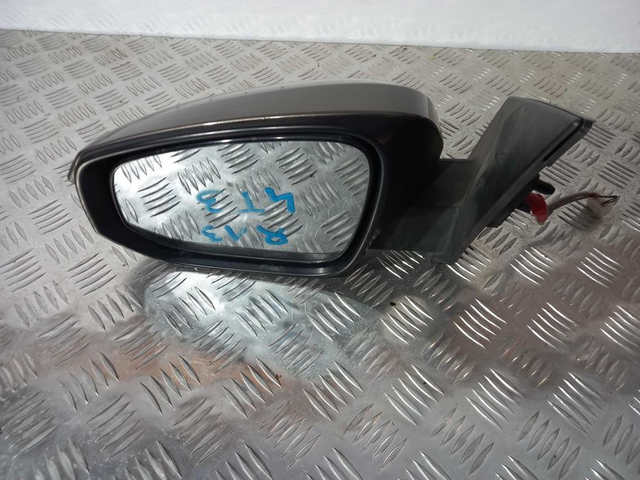 Toyota Rav4 12-18 lusterko Lewe kolor 4t3 Europa