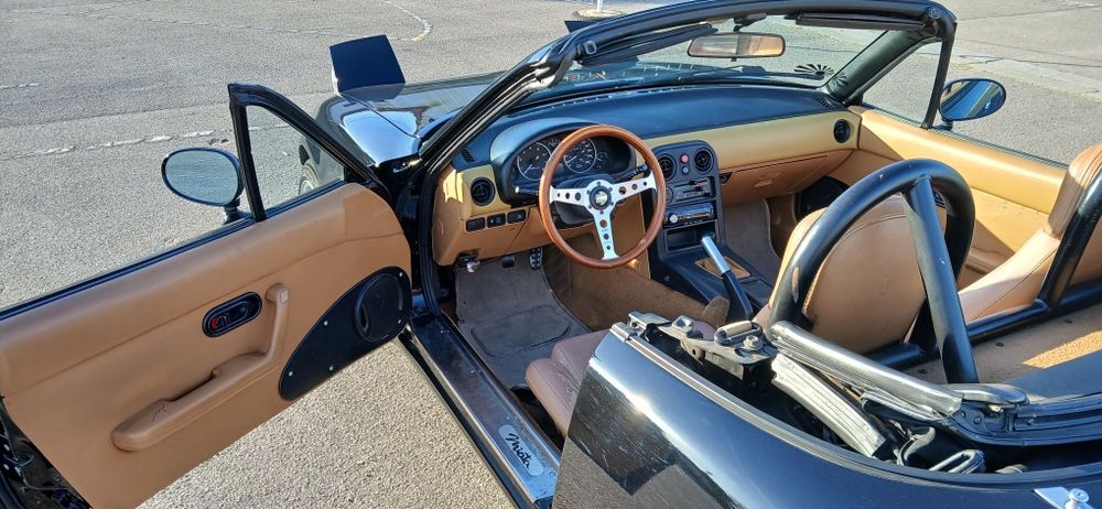 Mazda Mx-5 Miata 1992 (Black Miata)