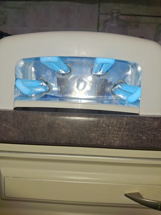 Лампа для маникюра