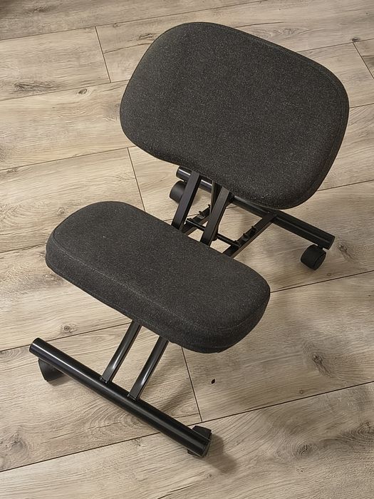 Eifred klękosiad IKEA