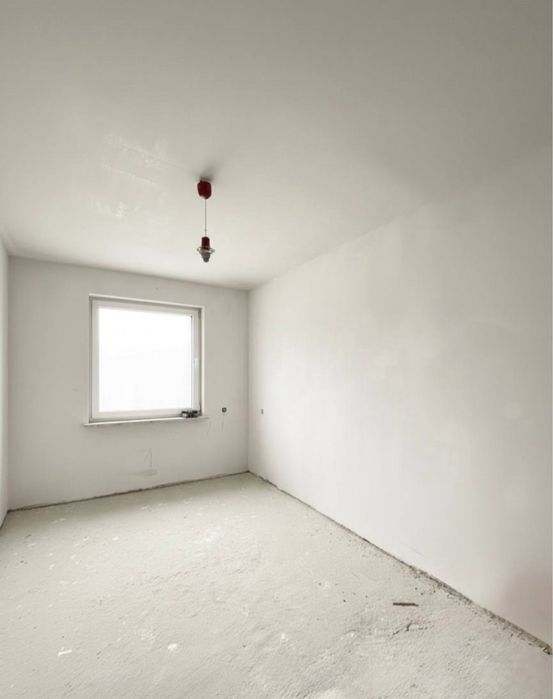 Продам УТЕПЛЕНУ 4-х ПАНЕЛЬКУ, ПРОСПЕКТ-Героїв Майдану, частково РЕМОНТ