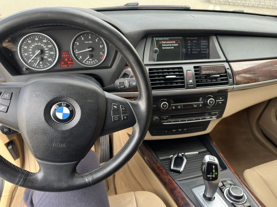 Продаю BMW X5 E70