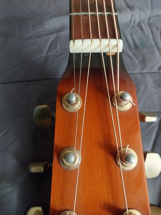 Fender electro-acústica de 6 cordas