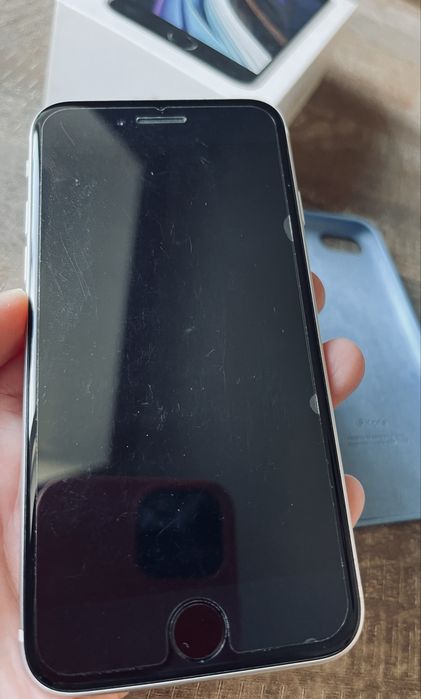 Телефон мобільний iPhone SE айфон 2020р 64GB