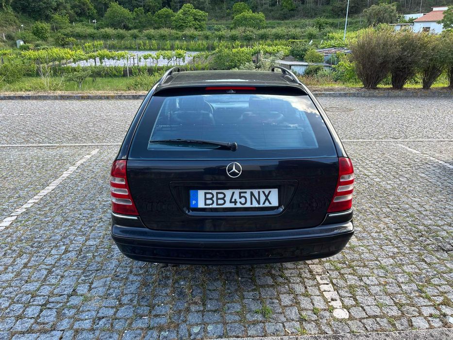 Mercedes C220 150CV (2006)