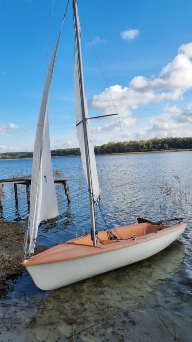 Niemiecka żaglówka KLEPPER Trainer 440