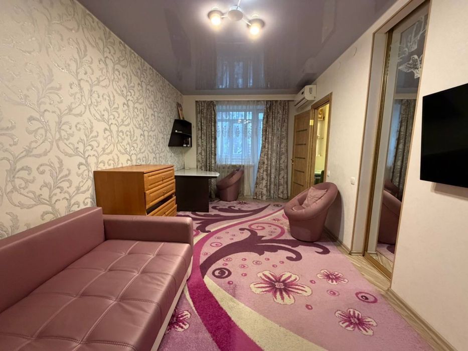 Продаж 1 кімнатної квартири в самому центрі міста біля "ЦУМУ"