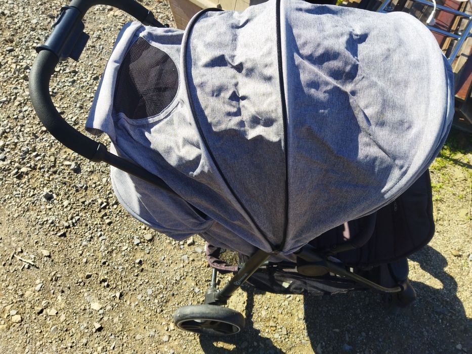 Carro  de bebe em ótimo