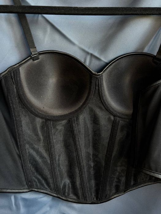 мереживний корсет