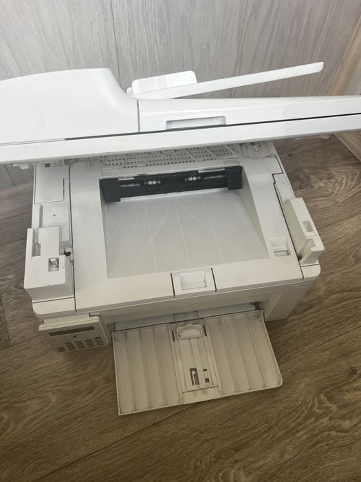 БФП МФУ принтер 3в1 HP laserjet pro m130fn мережевий