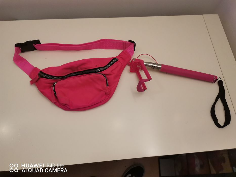 Bolsa de cintura e self stick
