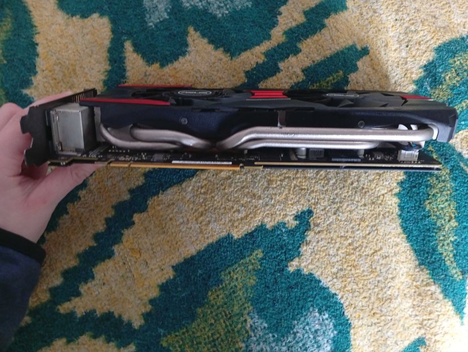 Продам відеокарту ASUS R9 290-DC2OC-4GB DDR5
